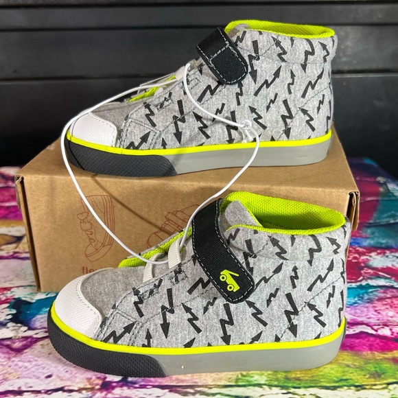Lightning Toddler High Top Belmont Sneakers Textured Bottom for Grip See Pics - Picture 8 of 11